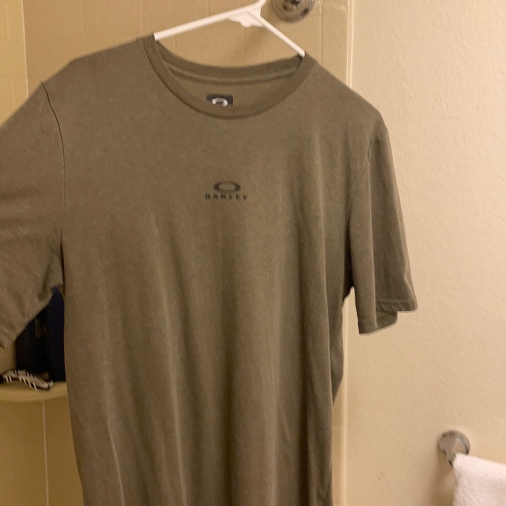Oakley T Shirt